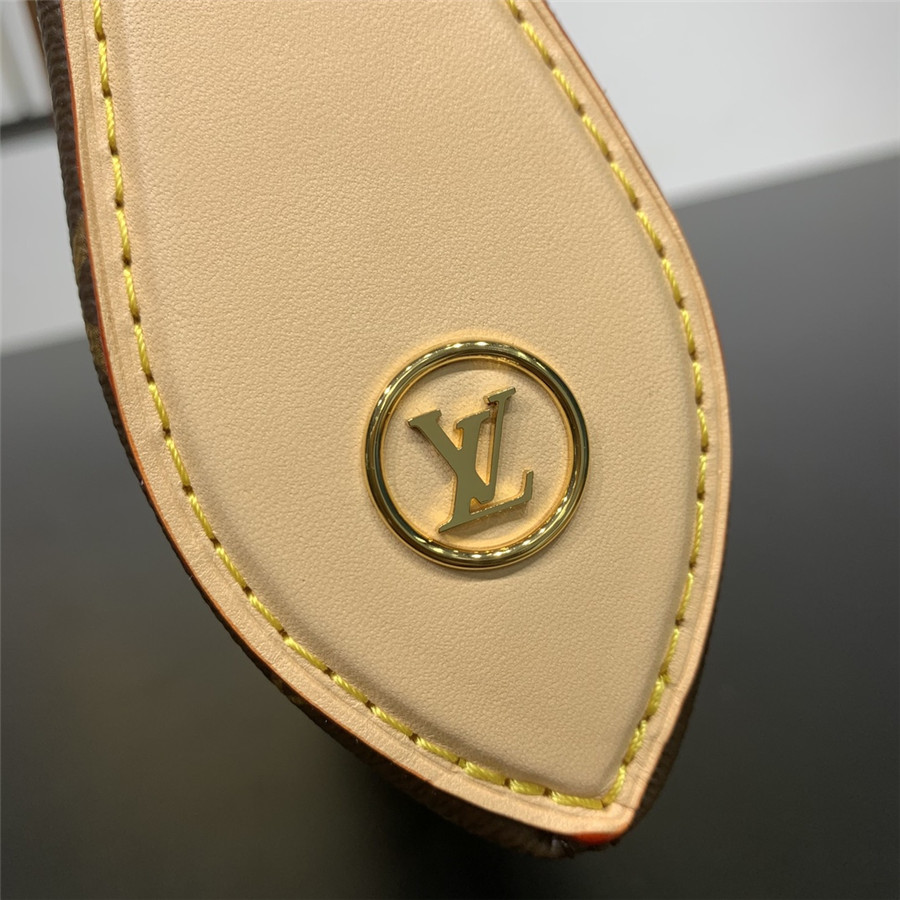 l0vis Vvtt0n lv pochette tirette bag