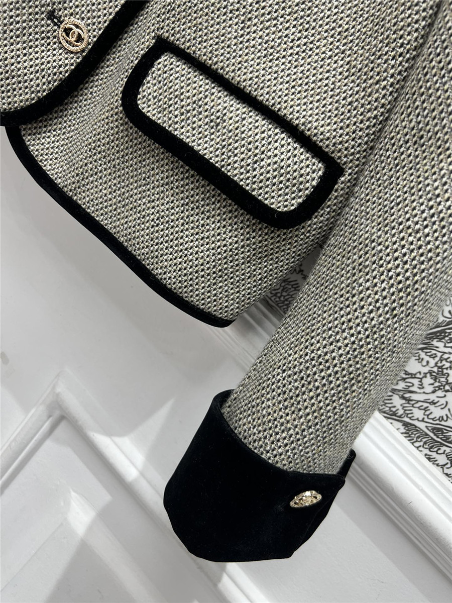 Ch**el tweed woven velvet jacket