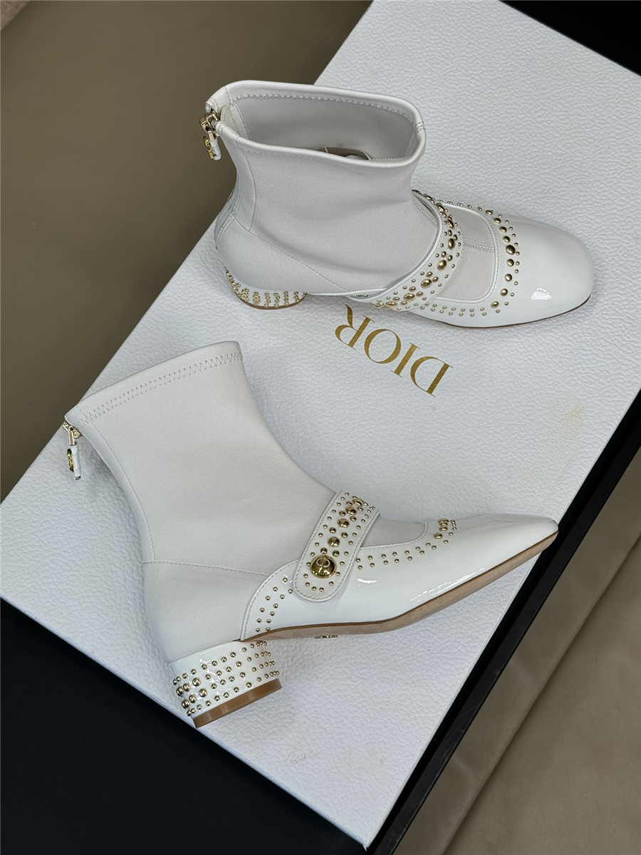 D10r stretch lambskin ankle boots