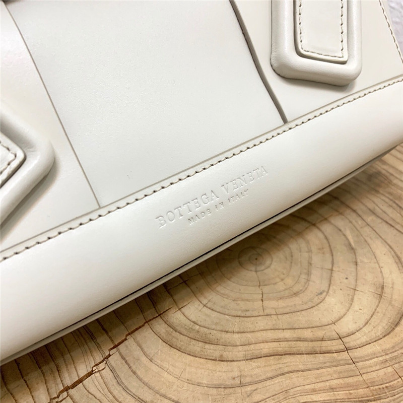 b0tt*ga Ven*ta arco 33 bag