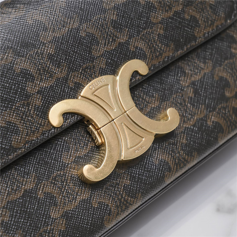 Ce1i*e triomphe shoulder bag with chain