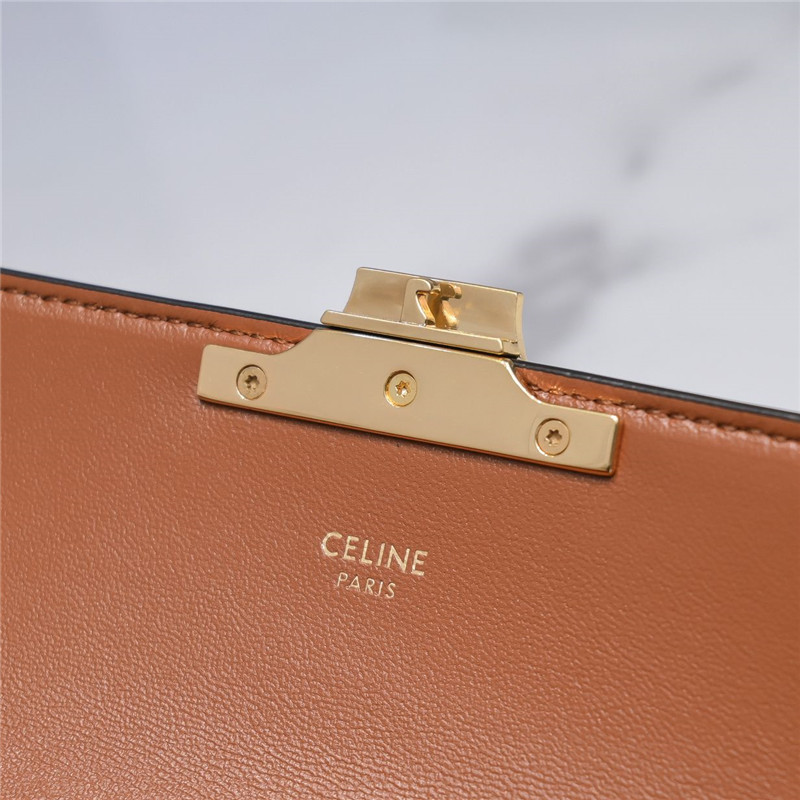 Ce1i*e triomphe shoulder bag with chain