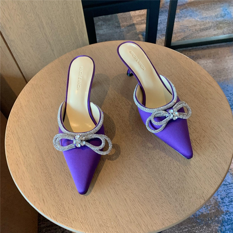 & Rhinestone bow half drag high heels