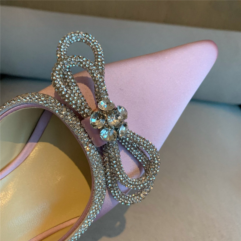 & Rhinestone bow half drag high heels