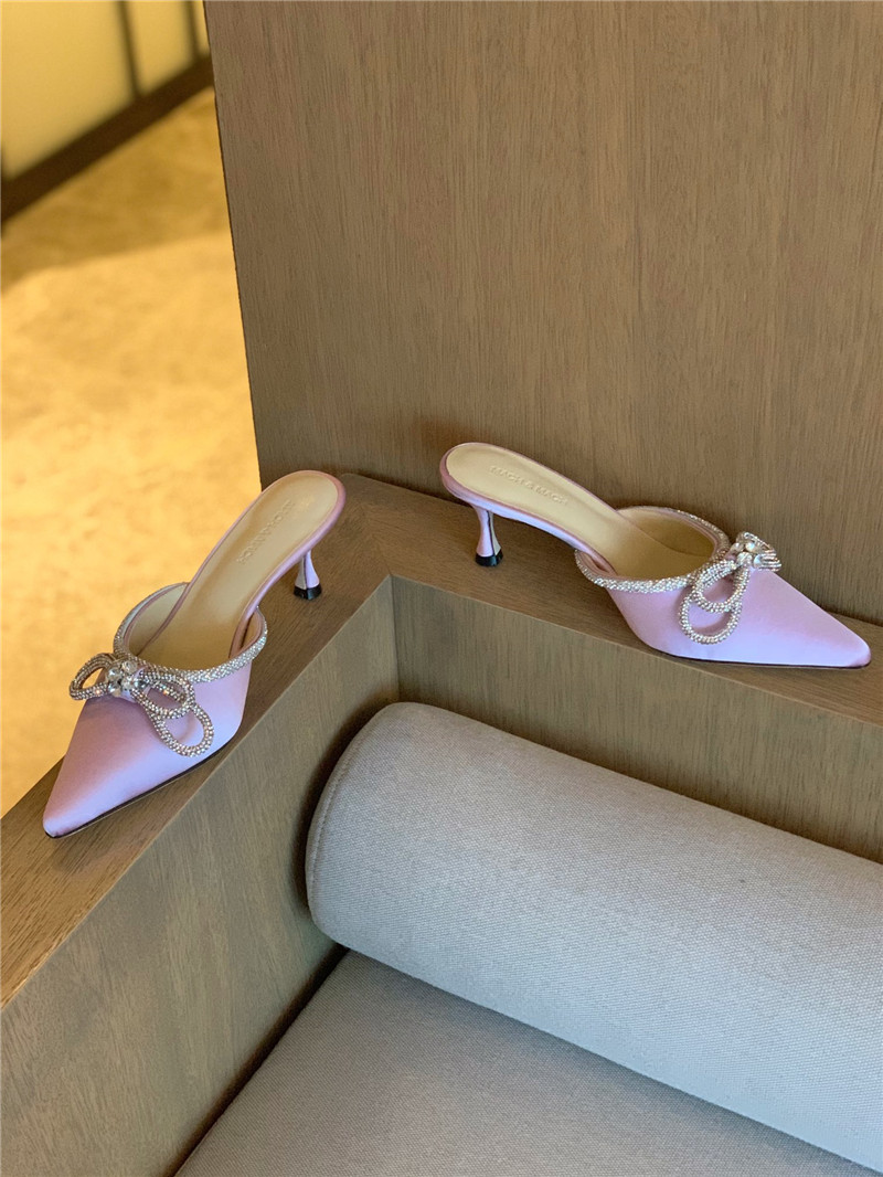 & Rhinestone bow half drag high heels