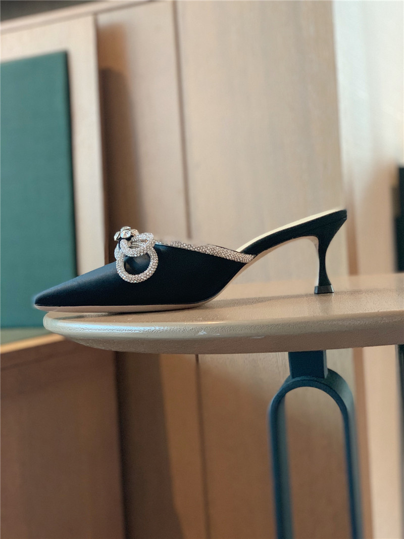 & Rhinestone bow half drag high heels