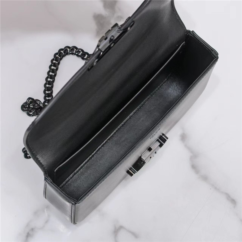 Ce1i*e triomphe shoulder bag in shiny calfskin