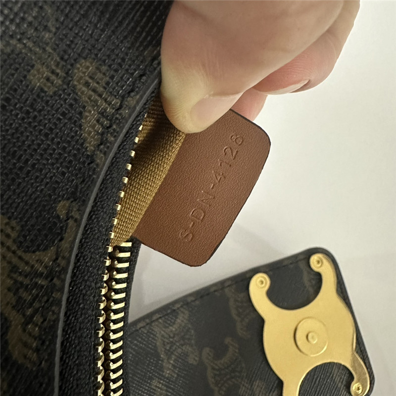 Ce1i*e ava triomphe bag dupe