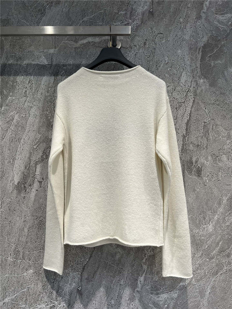 D10r lucky star shoulder button cashmere sweater
