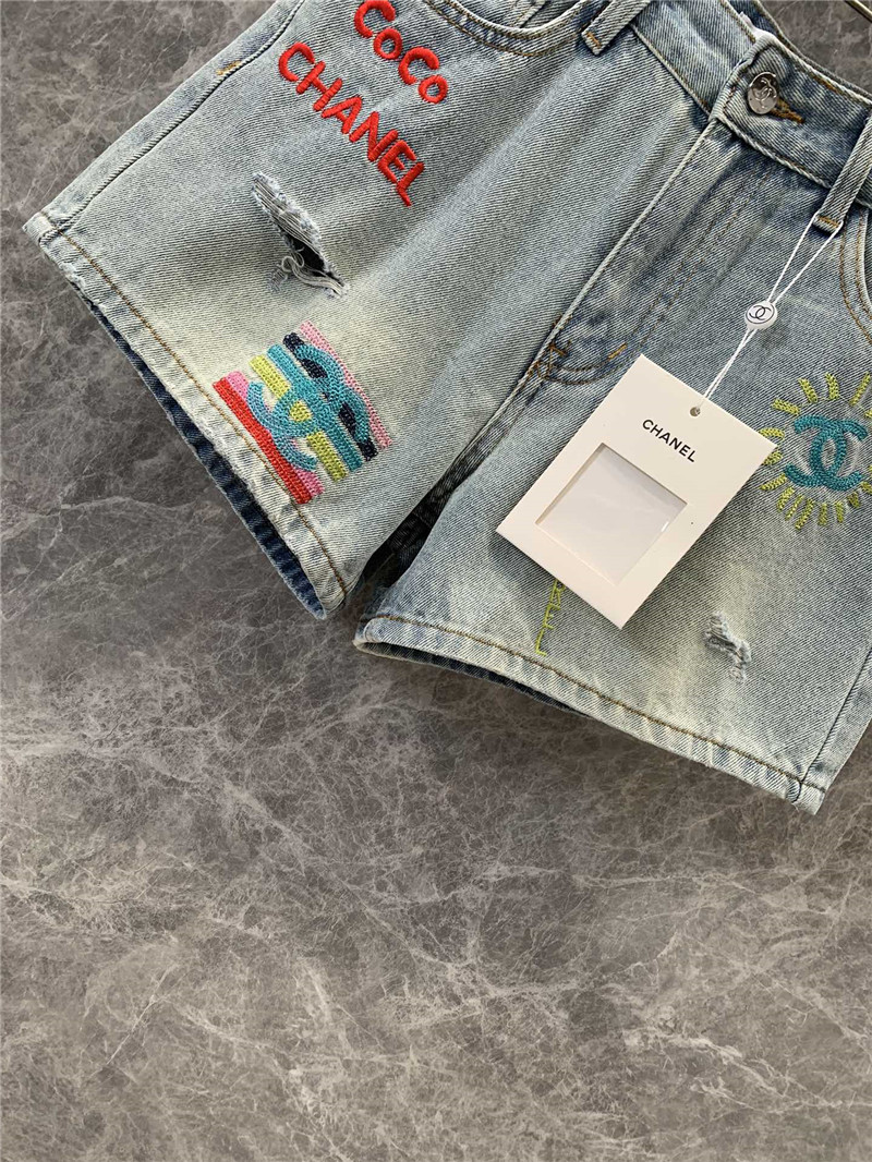Ch**el logo denim shorts