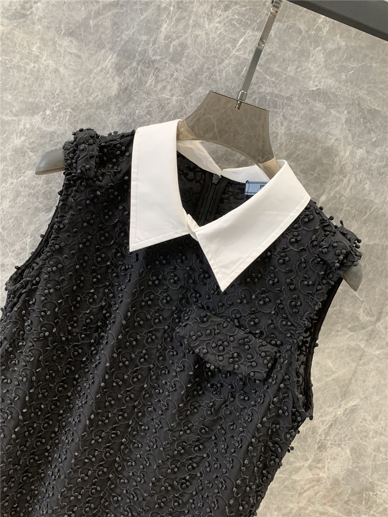 Pra*a sleeveless top