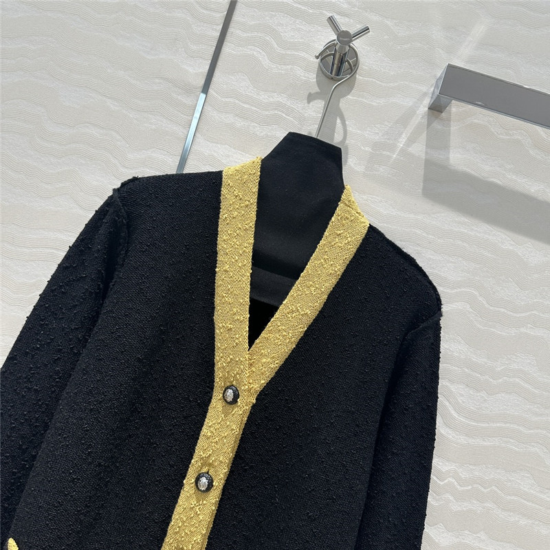 Ch**el v-neck cardigan coat