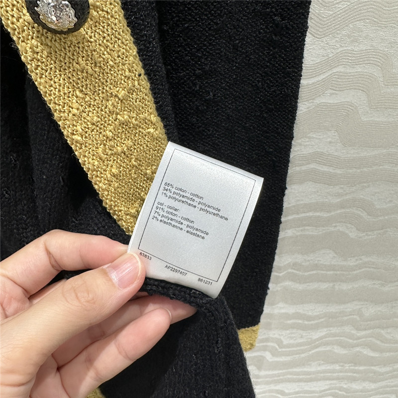 Ch**el v-neck cardigan coat