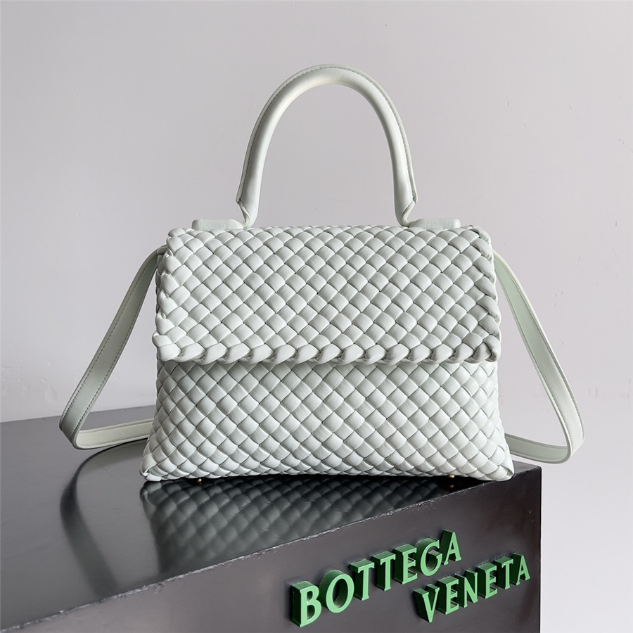 b0tt*ga Ven*ta patti top handle bag