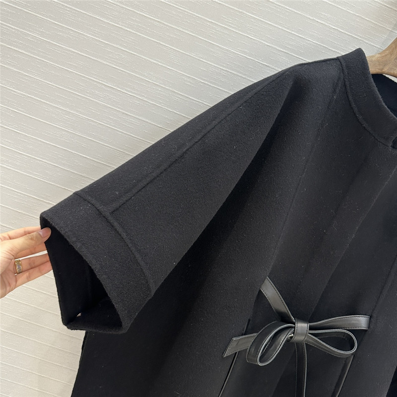 L0r0 P1ana cashmere cape coat
