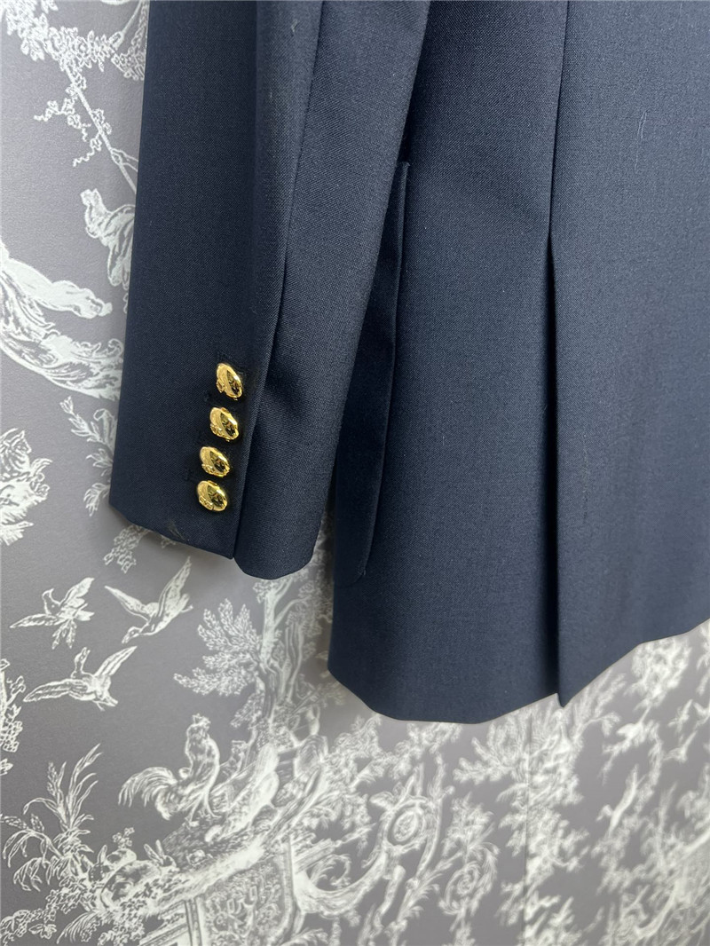 Va1e*ntin0 double-breasted suit