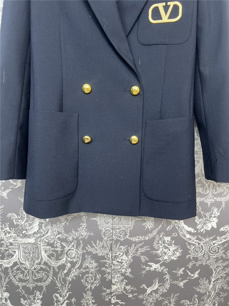 Va1e*ntin0 double-breasted suit