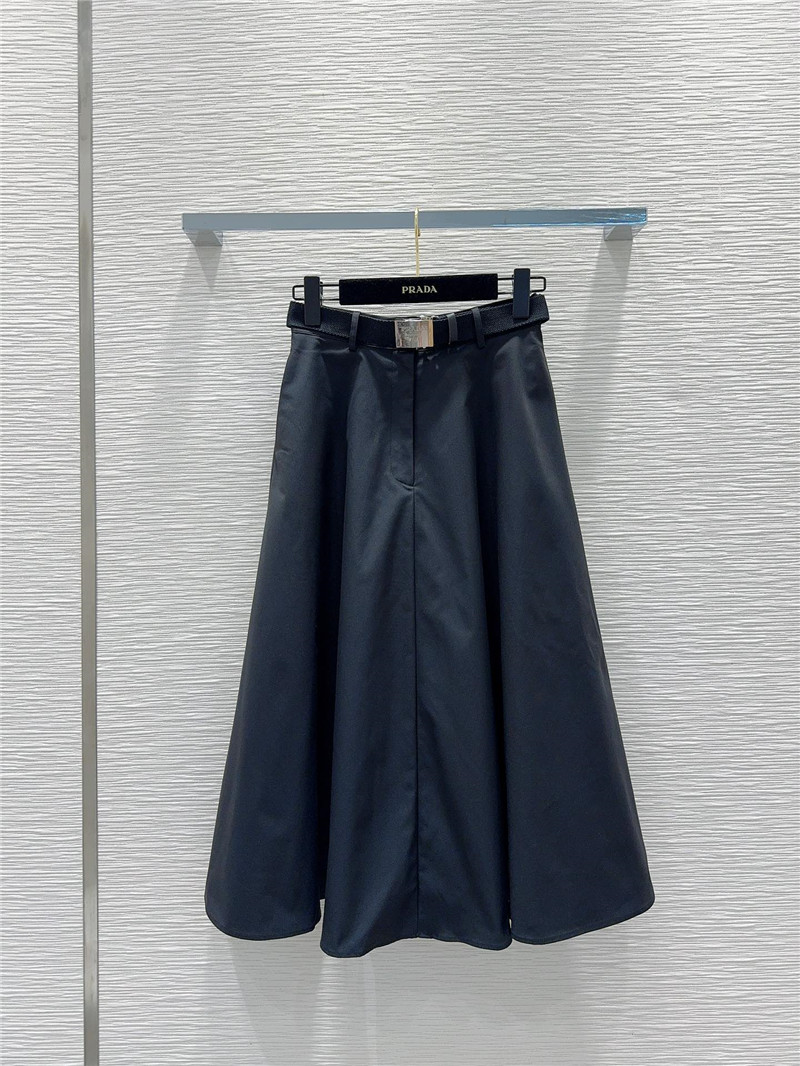 Pra*a mid-century style skirt