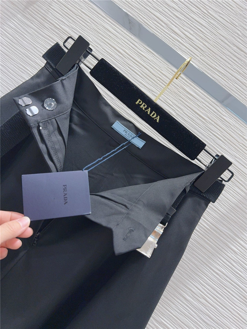 Pra*a mid-century style skirt