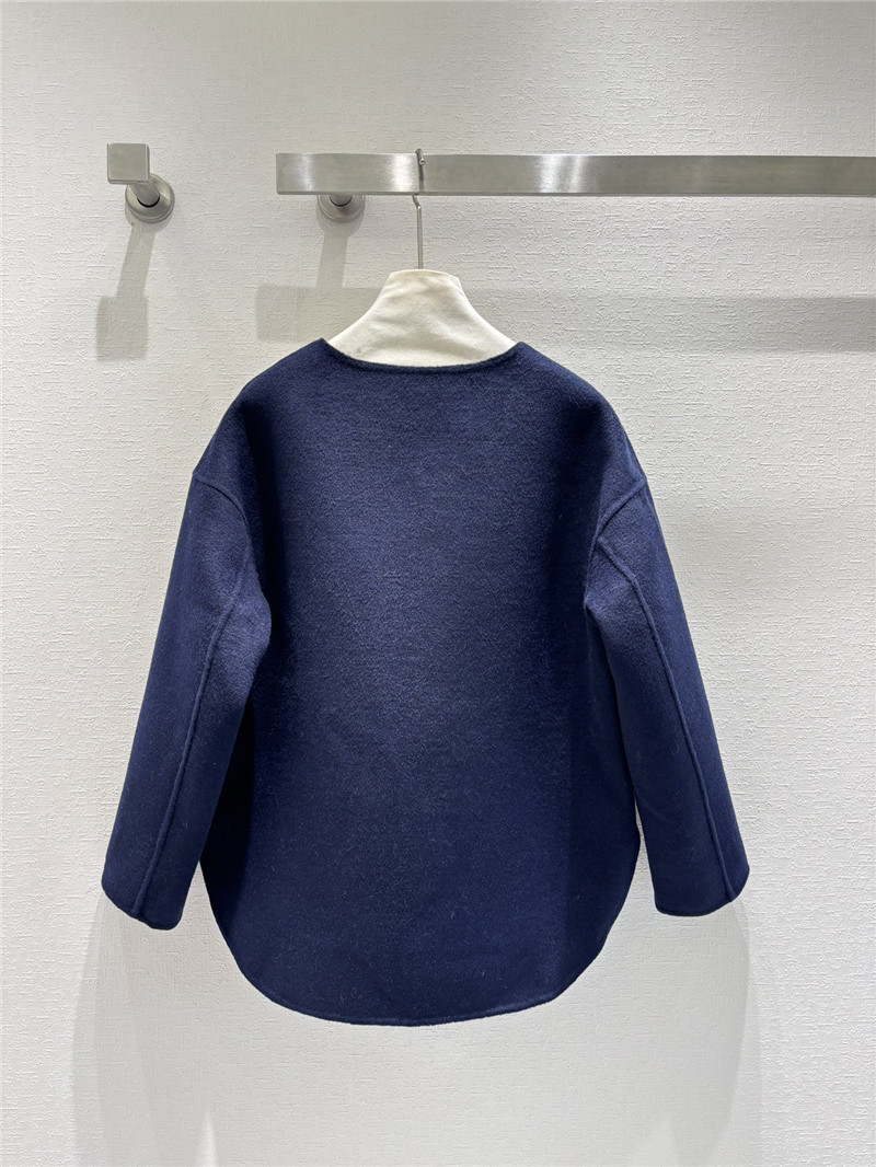 D10r striped letter jacquard jacket