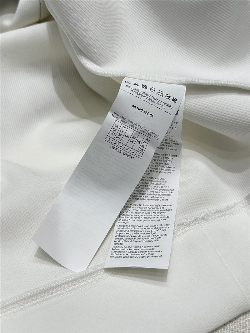 Vanitoo Ivory Cotton Sweatshirt with Wegman Print