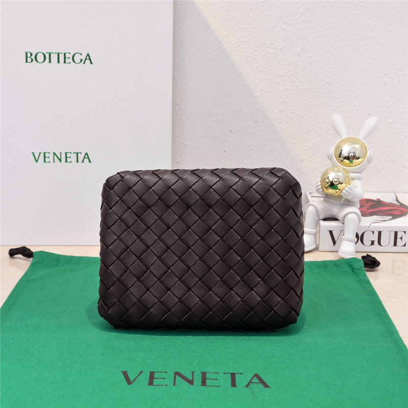 b0tt*ga Ven*ta parachute leather shoulder bag