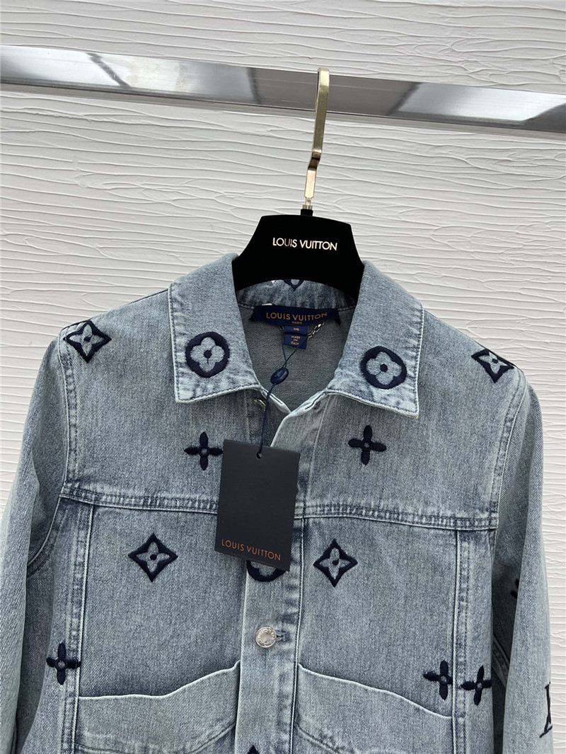 l0vis Vvtt0n lv logo embroidered denim jacket