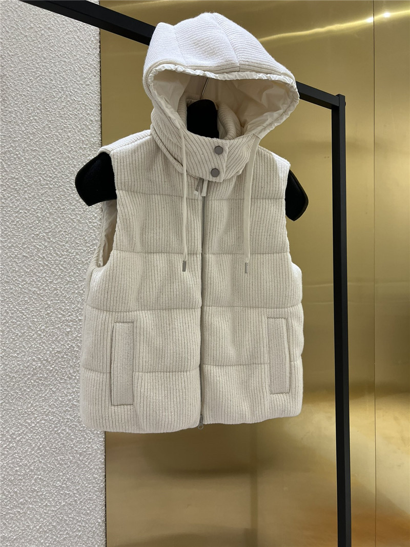 BC cashmere hooded vest