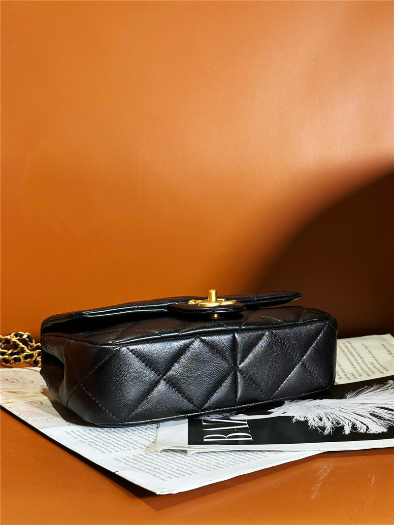 Ch**el pearl black classic cf bag