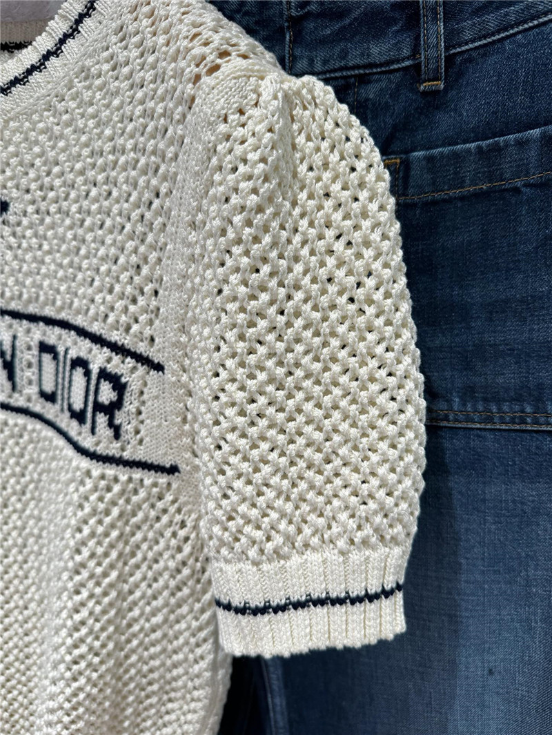 D10r puff sleeve sweater