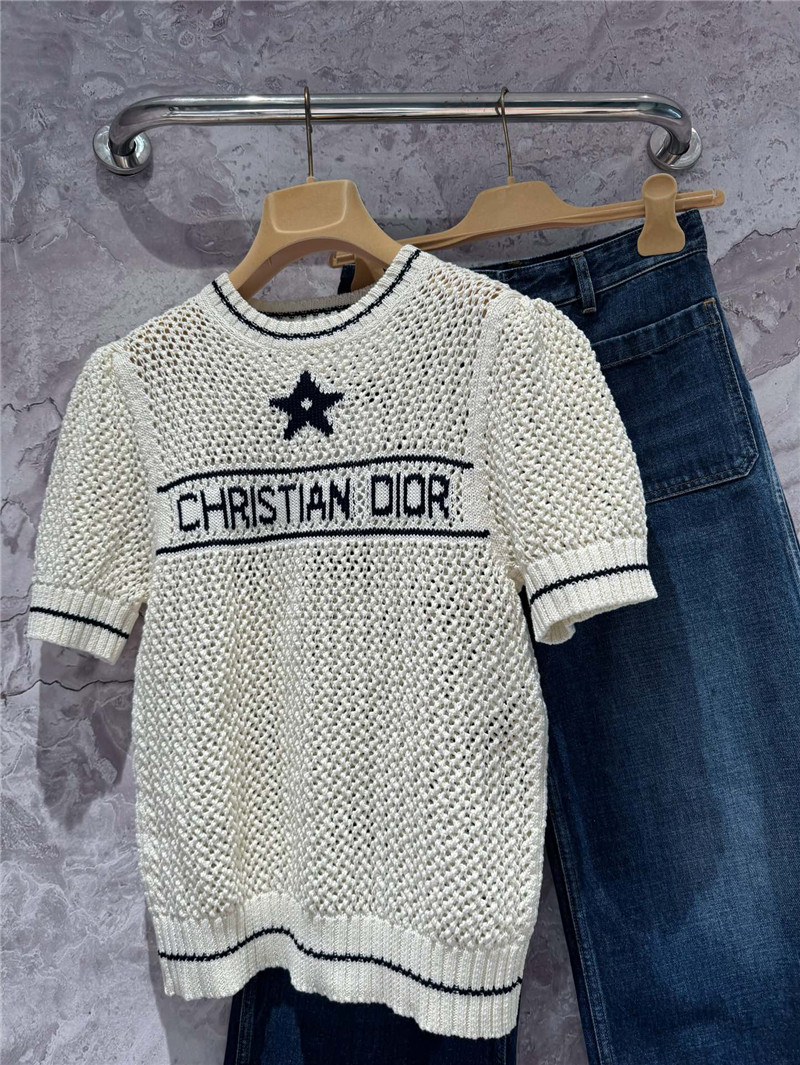 D10r puff sleeve sweater