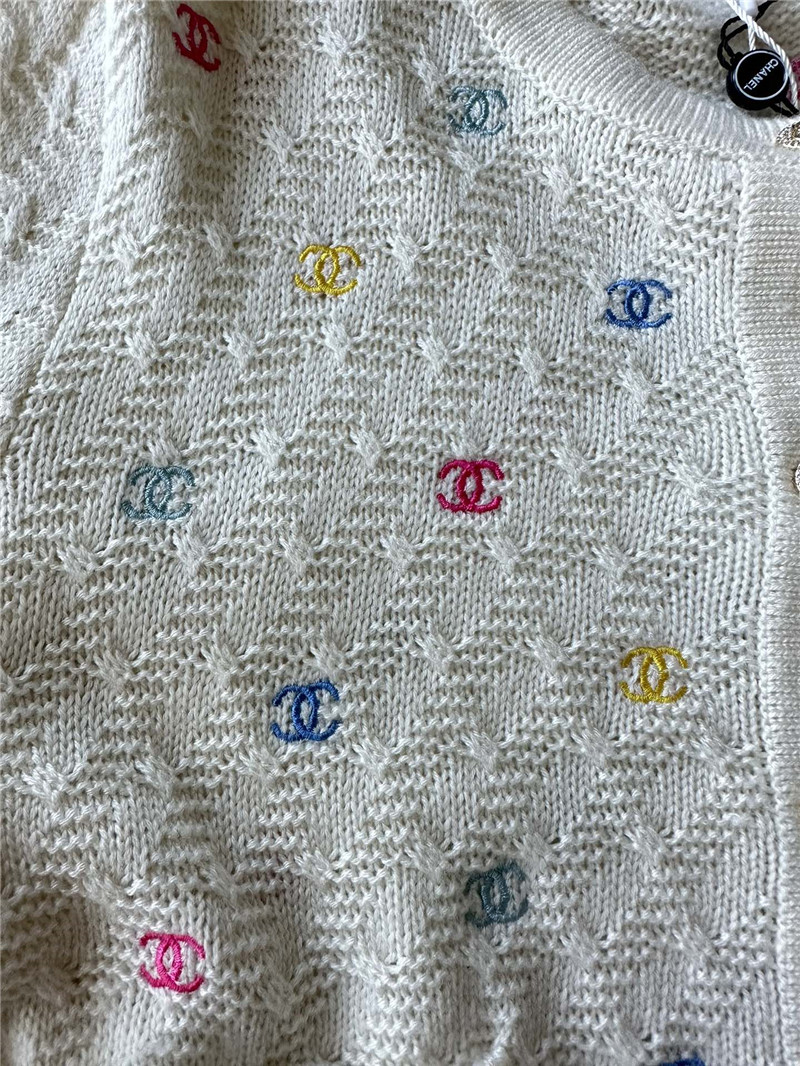 Ch**el color Ch**el embroidery cardigan