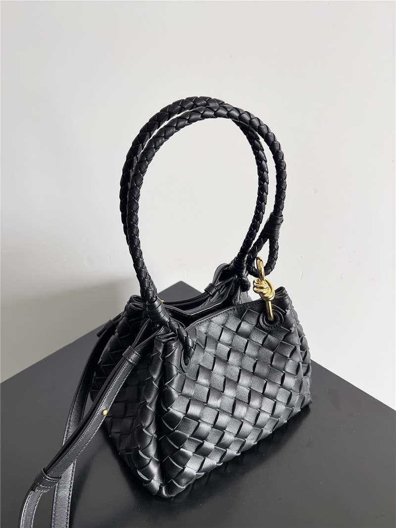 b0tt*ga Ven*ta small andiamo parachute bag in black