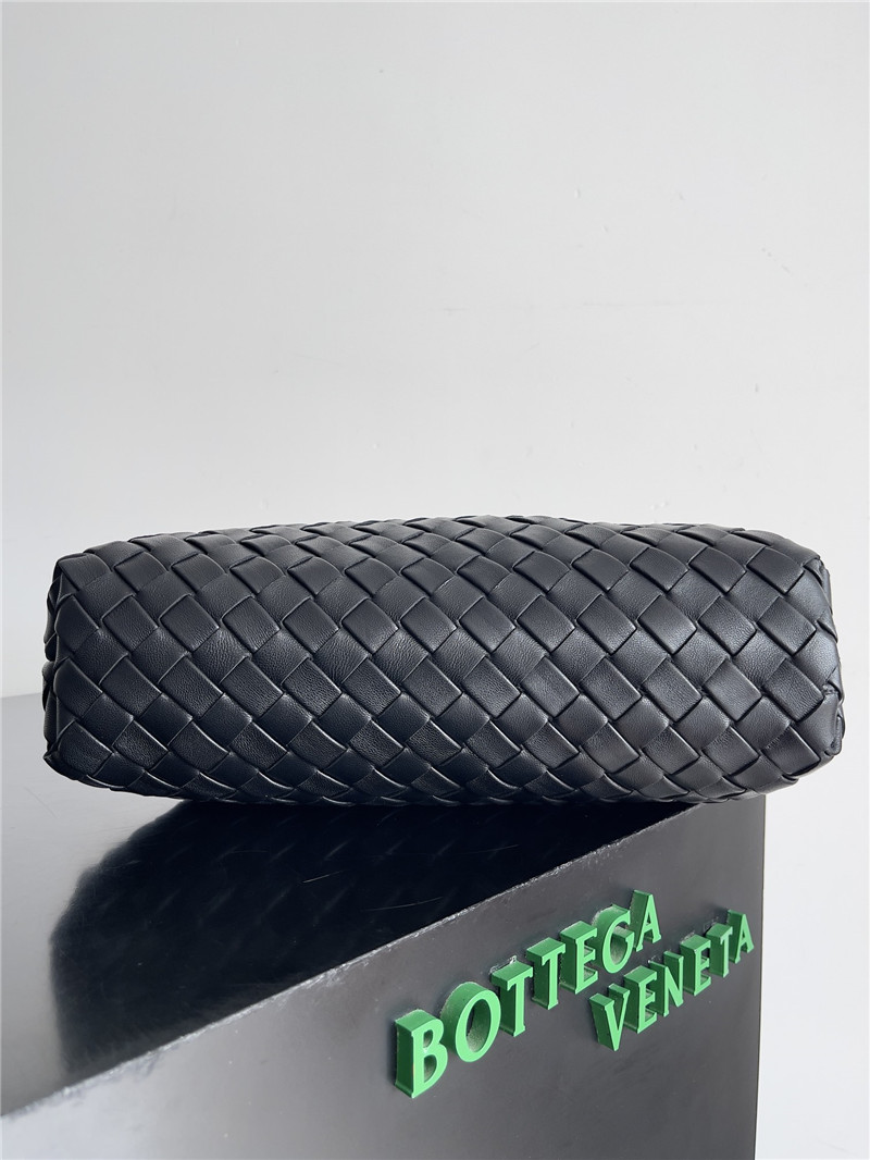 b0tt*ga Ven*ta lauren clutch