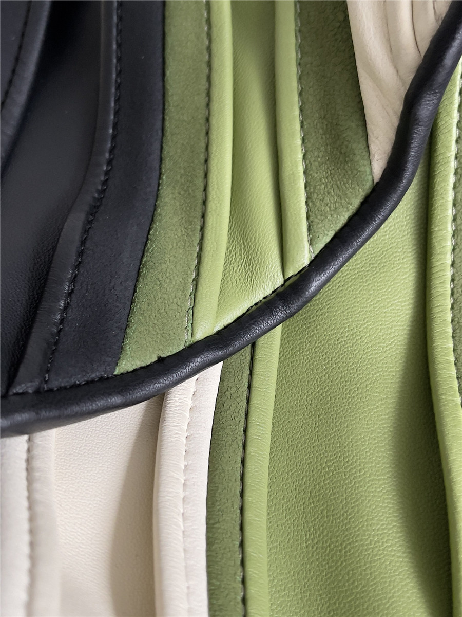 b0tt*ga Ven*ta hop large leather tote bag