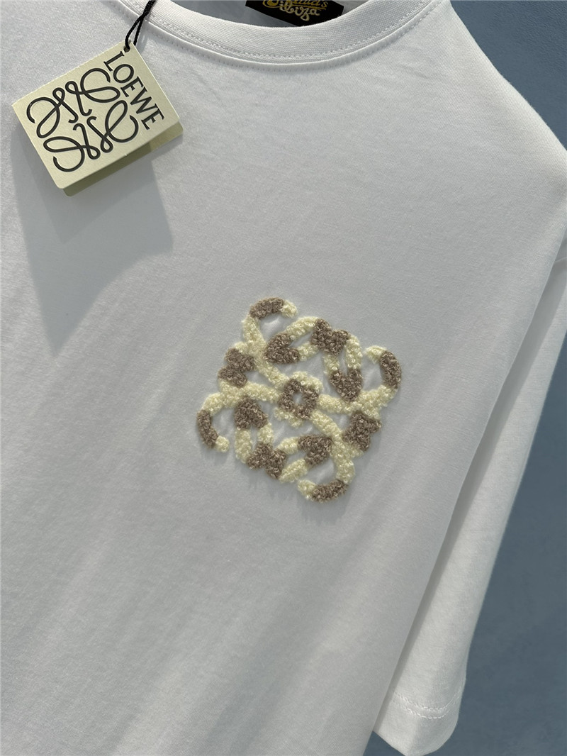 L0ew* gradient logo short sleeve t-shirt