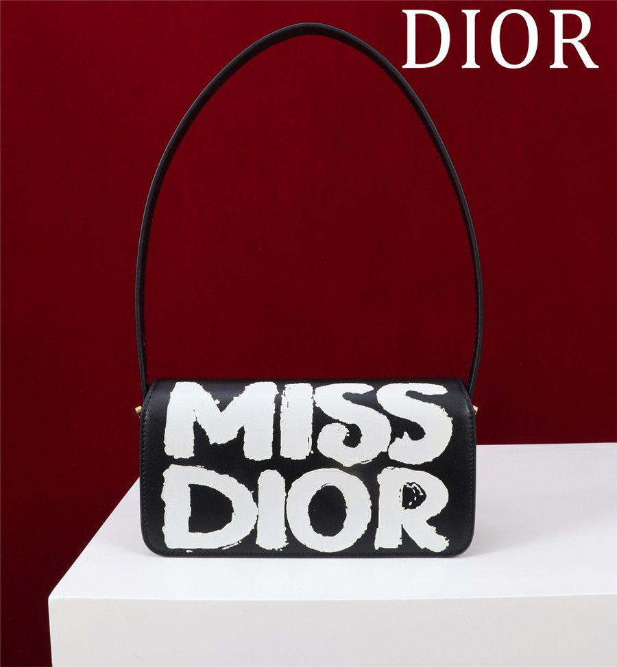 miss D10r flap bag [261025]
