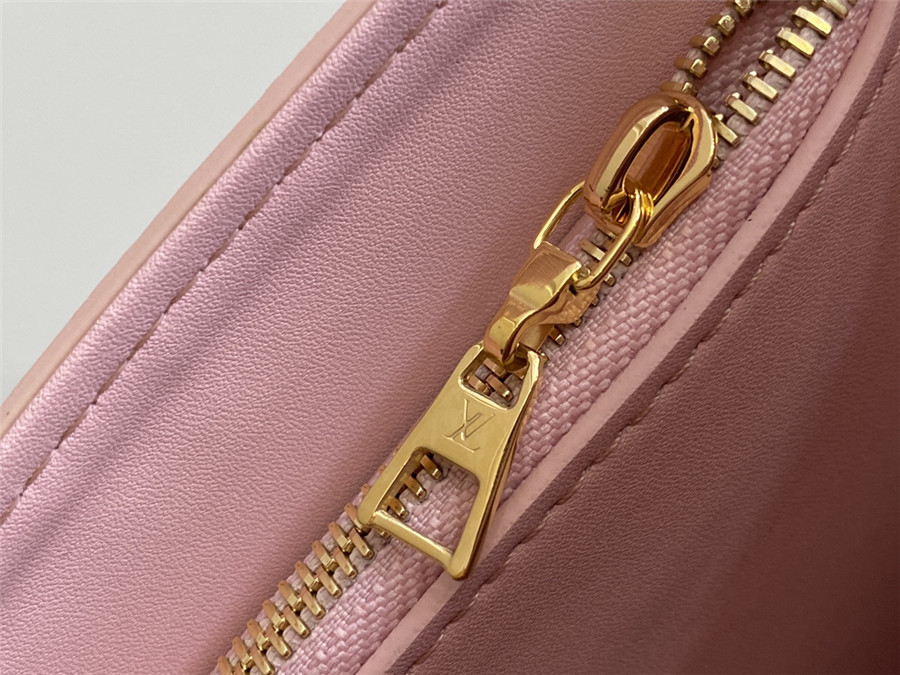 l0vis Vvtt0n lv twist pm epi leather bag