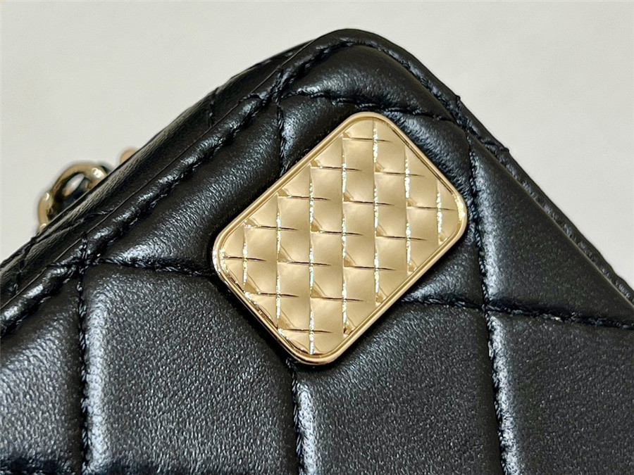 Ch**el camera mirror crossbody bag
