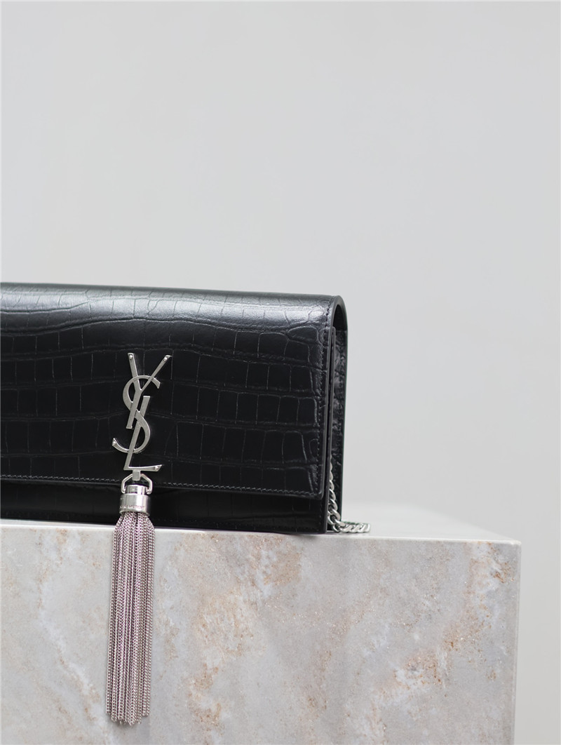 Y51 kate tassel bag with silver buckle