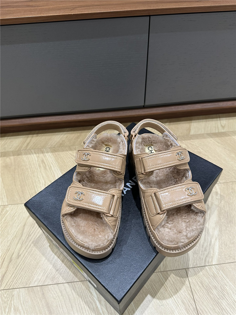 Ch**el new wool beach sandals