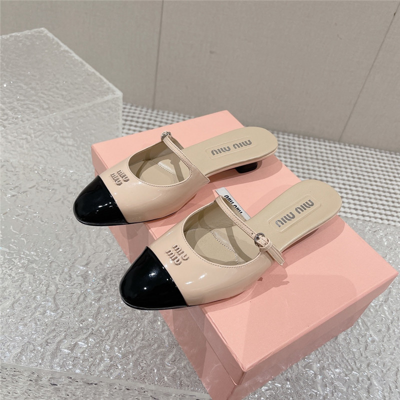 M1um1u new half slippers