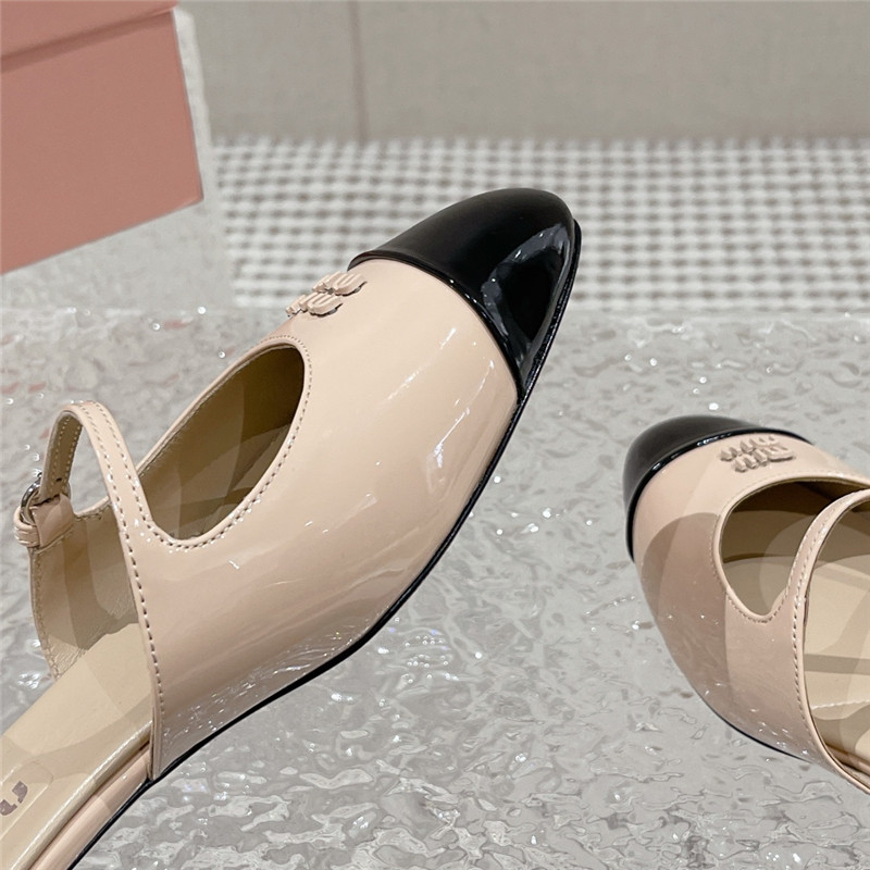 M1um1u new half slippers