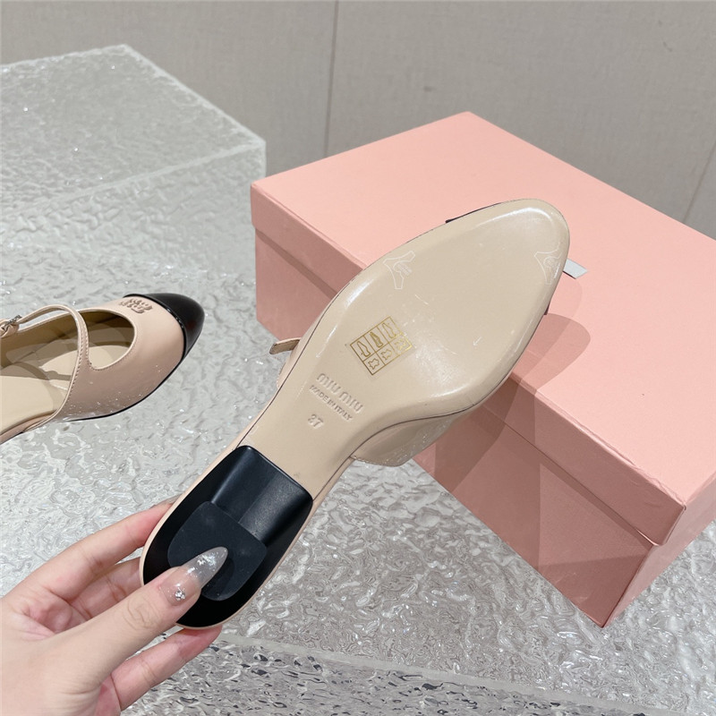 M1um1u new half slippers