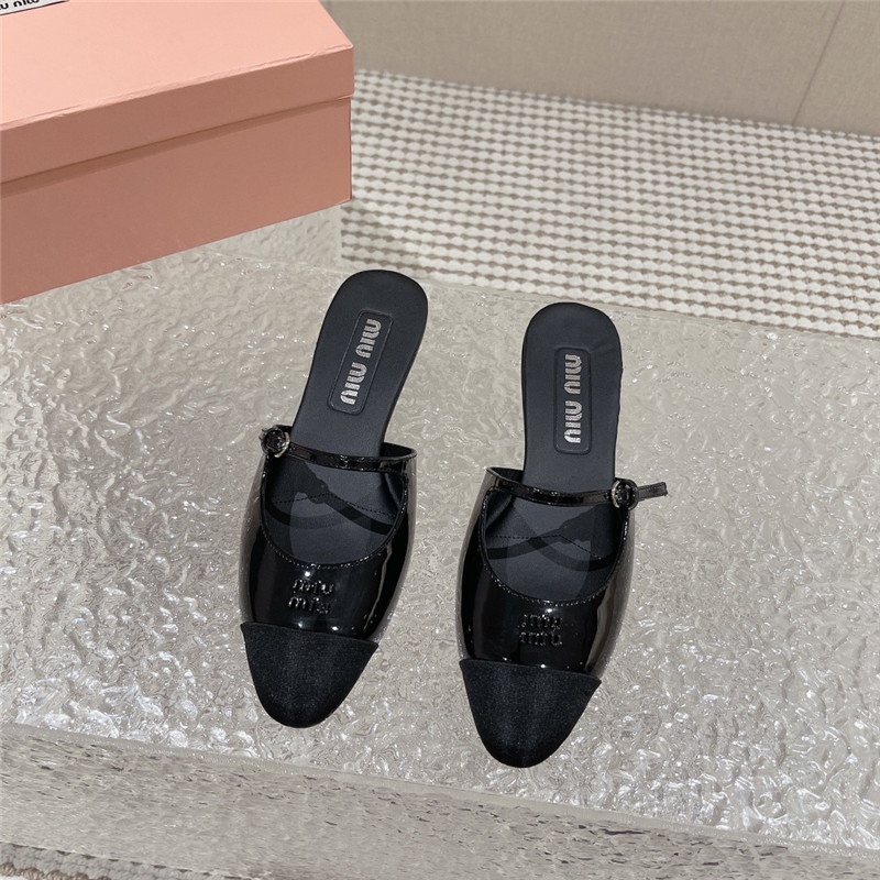 M1um1u new half slippers