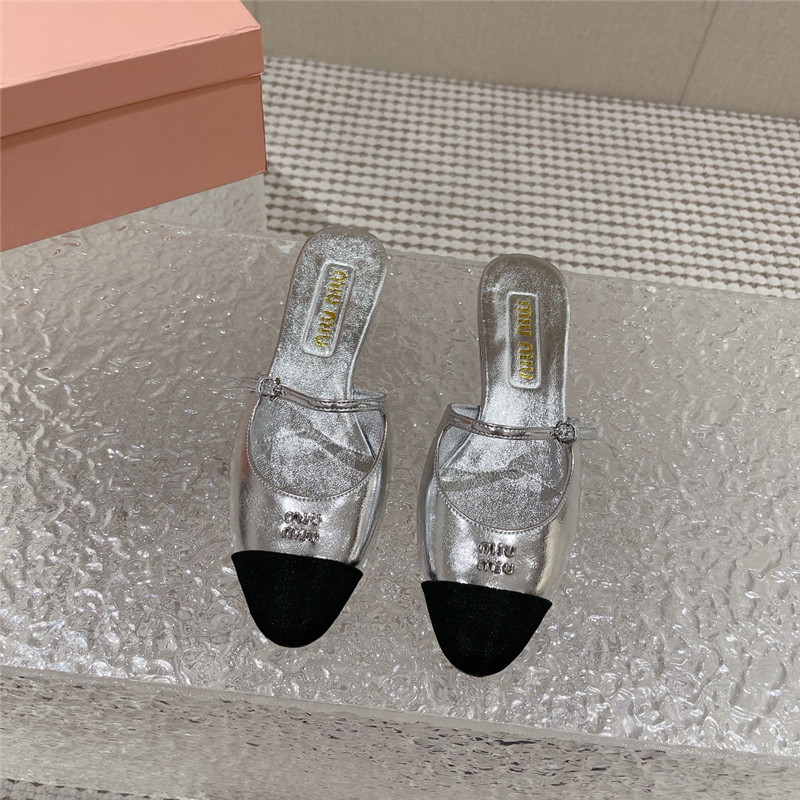 M1um1u new half slippers