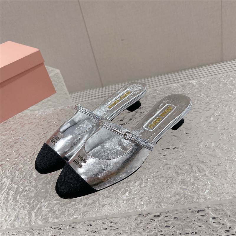 M1um1u new half slippers