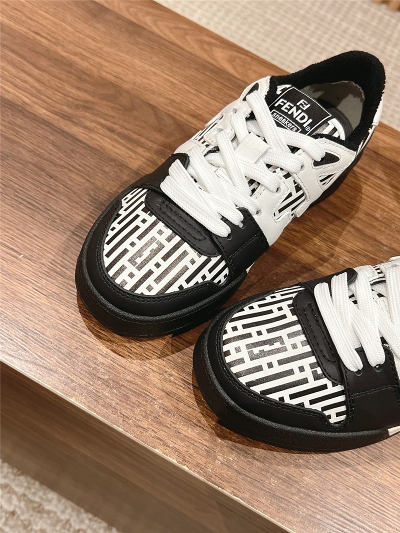 F**di logo women’s sneakers in black