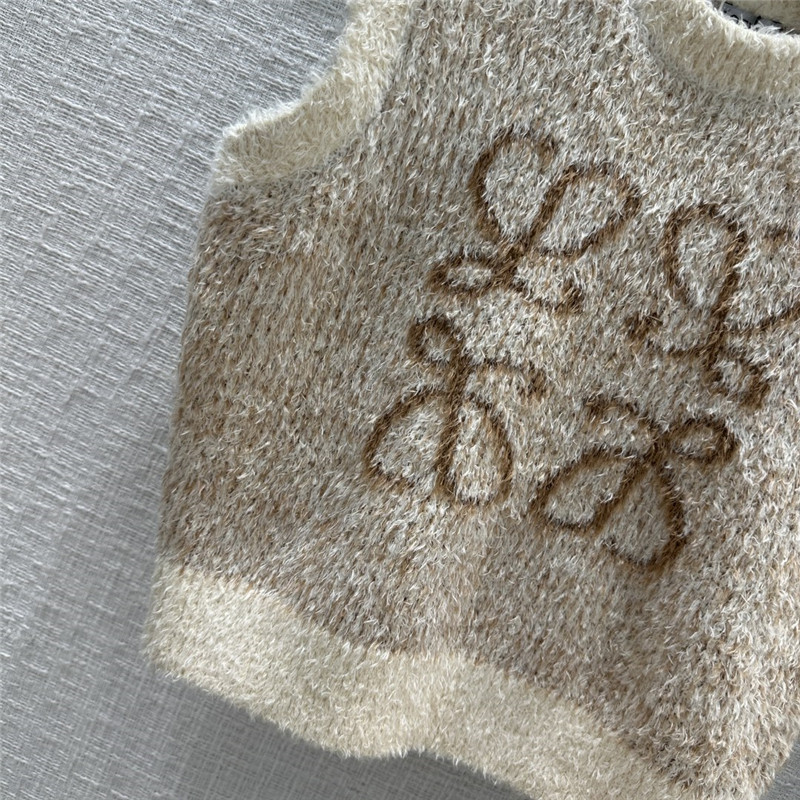 L0ew* women’s plush vest