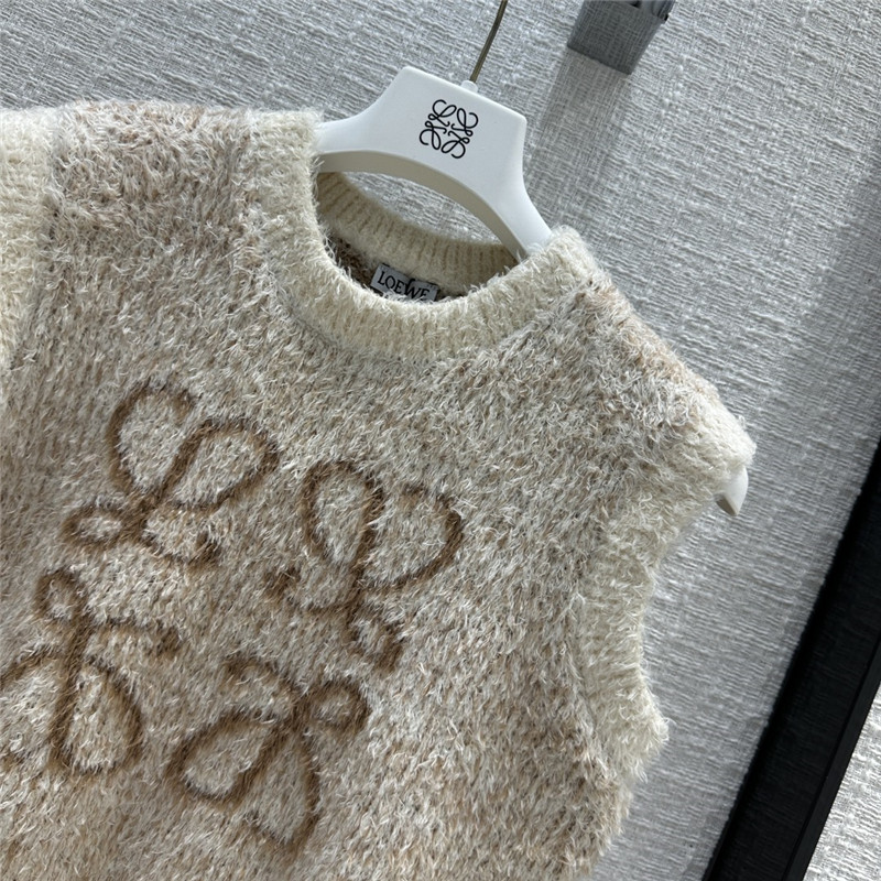 L0ew* women’s plush vest